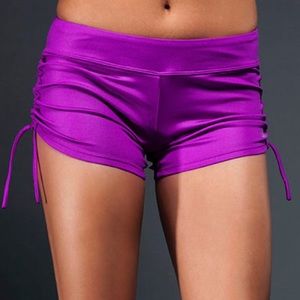 Alo Yoga Sweat It Trunk